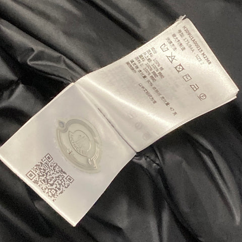 【中古】 MONCLER モンクレール Sammy サミー ショート ダウンジャケット 2SIZE 黒 23010957 AS 【中古】 MONCLER モンクレール Sammy サミー ショート ダウンジャケット 2SIZE 黒 23010957 AS