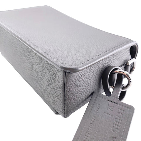 【中古】 LOUIS VUITTON ルイ・ヴィトン ショルダーバッグ・メッセンジャーバッグ ファストライン・ウェアブル ウォレット アエログラム 23019736 AK 【中古】 LOUIS VUITTON ルイ・ヴィトン ショルダーバッグ・メッセンジャーバッグ ファストライン・ウェアブル ウォレット アエログラム 23019736 AK