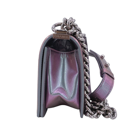 【中古】 CHANEL シャネル ボーイシャネル20 チェーンショルダー パテントレザー ココマーク エナメル バッグ 25番台 ギャラ レディース マトラッセ 23021731 AO 【中古】 CHANEL シャネル ボーイシャネル20 チェーンショルダー パテントレザー ココマーク エナメル バッグ 25番台 ギャラ レディース マトラッセ 23021731 AO