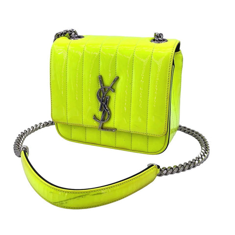 【中古】 Saint Laurent サンローラン ヴィキ スモール チェーンショルダーバッグ 538439 YSL ロゴ パテントレザー 蛍光イエロー レディース 23040760 AO 【中古】 Saint Laurent サンローラン ヴィキ スモール チェーンショルダーバッグ 538439 YSL ロゴ パテントレザー 蛍光イエロー レディース 23040760 AO