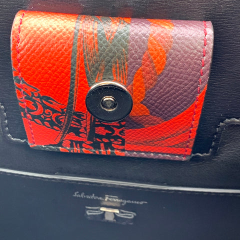 【中古】 Ferragamo フェラガモ ヴァラ・リボン トートバッグ ダイドヘリテージ 210492 750956 ストラップ ショルダー レディース 22042895 AO 【中古】 Ferragamo フェラガモ ヴァラ・リボン トートバッグ ダイドヘリテージ 210492 750956 ストラップ ショルダー レディース 22042895 AO