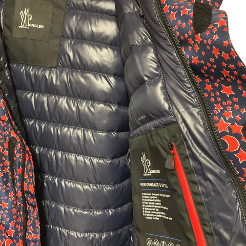 【中古】 MONCLER モンクレール RHINE コート・ジャケット E20974187585 539RH ダウンジャケット アウター スター 星柄 ナイロン 衣類 メンズ 23002805 AO 【中古】 MONCLER モンクレール RHINE コート・ジャケット E20974187585 539RH ダウンジャケット アウター スター 星柄 ナイロン 衣類 メンズ 23002805 AO
