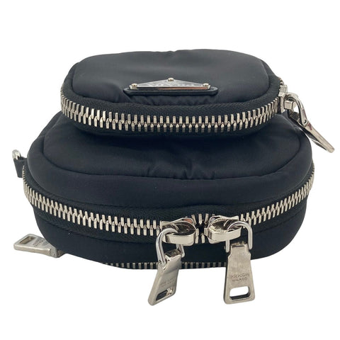 【中古】 PRADA プラダ リストレッド 化粧ポーチ 1NE026 ナイロン レディース 黒 ストラップ付 ミニバッグ 23019912 AS 【中古】 PRADA プラダ リストレッド 化粧ポーチ 1NE026 ナイロン レディース 黒 ストラップ付 ミニバッグ 23019912 AS
