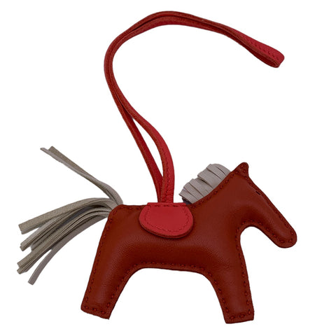 【中古】 HERMES エルメス バッグチャーム U刻印 ロデオチャームPM バッグチャーム キーホルダー 23029950 AT 【中古】 HERMES エルメス バッグチャーム U刻印 ロデオチャームPM バッグチャーム キーホルダー 23029950 AT