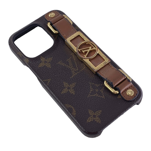 【中古】 LOUIS VUITTON ルイ・ヴィトン ケース・カバー バンパードーフィーヌ iPhone13Proケース 23031734 NT 【中古】 LOUIS VUITTON ルイ・ヴィトン ケース・カバー バンパードーフィーヌ iPhone13Proケース 23031734 NT