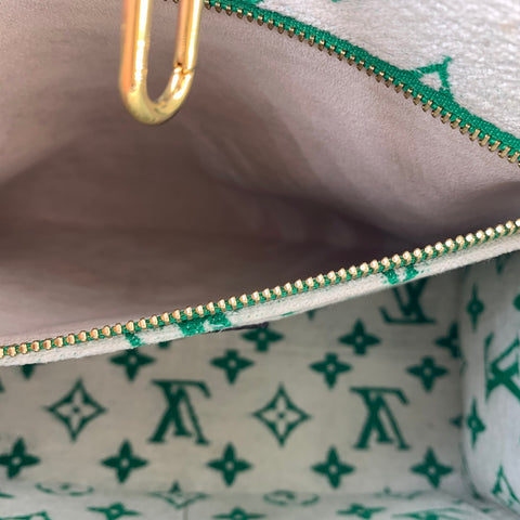 【中古】 LOUIS VUITTON ルイ・ヴィトン LVマッチ オンザゴーPM M46216 モノグラム ジャガード ベルベット グリーン 23032526 RD 【中古】 LOUIS VUITTON ルイ・ヴィトン LVマッチ オンザゴーPM M46216 モノグラム ジャガード ベルベット グリーン 23032526 RD