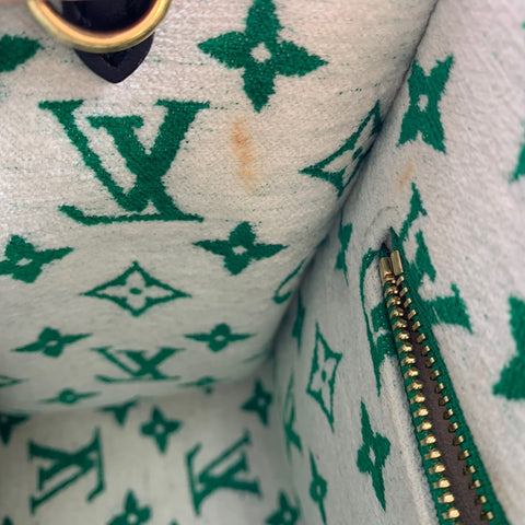 【中古】 LOUIS VUITTON ルイ・ヴィトン LVマッチ オンザゴーPM M46216 モノグラム ジャガード ベルベット グリーン 23032526 RD 【中古】 LOUIS VUITTON ルイ・ヴィトン LVマッチ オンザゴーPM M46216 モノグラム ジャガード ベルベット グリーン 23032526 RD
