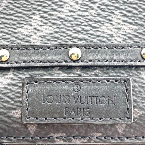 【中古】 LOUIS VUITTON ルイ・ヴィトン モノグラム エクリプス M80221 ポルトクレ バックパック トランク バッグチャーム ブラック SV金具23040954 HO 【中古】 LOUIS VUITTON ルイ・ヴィトン モノグラム エクリプス M80221 ポルトクレ バックパック トランク バッグチャーム ブラック SV金具23040954 HO