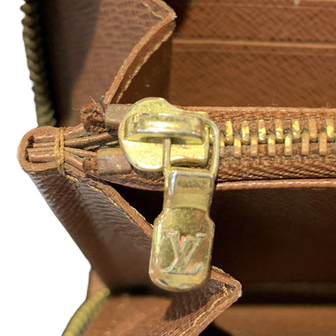 【中古】 LOUIS VUITTON ルイ・ヴィトン ジッピー・ウォレット M42616 モノグラム 長財布 23041188 RD 【中古】 LOUIS VUITTON ルイ・ヴィトン ジッピー・ウォレット M42616 モノグラム 長財布 23041188 RD