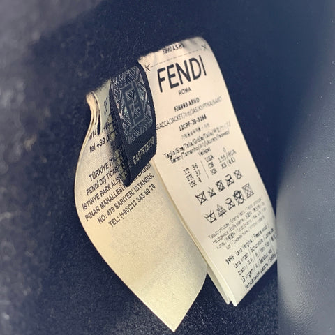 【中古】 Fendi フェンディ  コート・ジャケット ズッカ柄 リバーシブル ブルゾン FJ6993S5HD サイズ36 22045709 YU