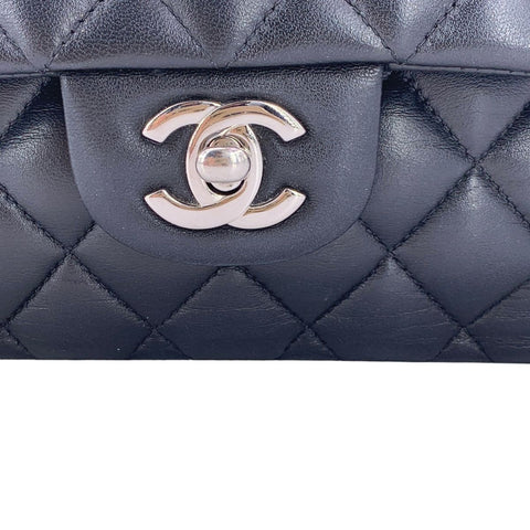 【中古】 CHANEL シャネル マトラッセ 23 チェーンショルダー Wフラップ A01113 ターンロック ココマーク ロゴ キルティング ラムスキン スモール クラシック ハンドバッグ 23020529 AO