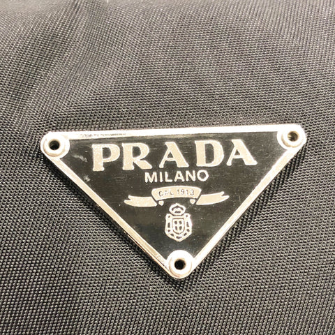 【中古】 PRADA プラダ   ナイロン  アクセサリーポーチ 三角ロゴ ショルダーポーチ ブラック MV633 23024211 HO