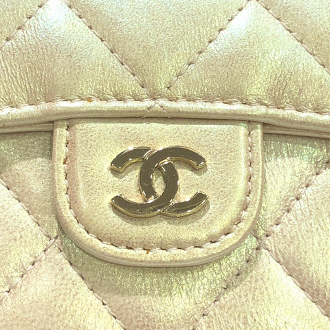 【中古】 CHANEL シャネル  マトラッセ ミニチェーンウォレット AP0238 ホワイト オーロラ  コンパクト財布 ラムスキン レディース 23025851 HO