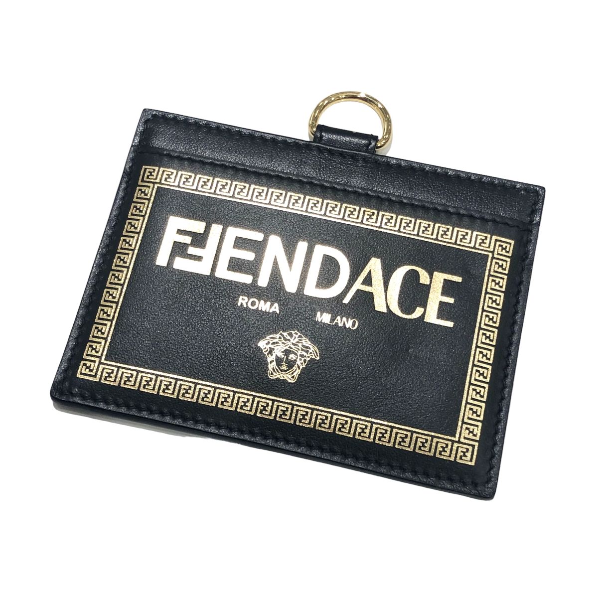 【中古】 VERSACE ヴェルサーチ  定期入れ・パスケース   フェンダーチェ カードケース 23037492 NT