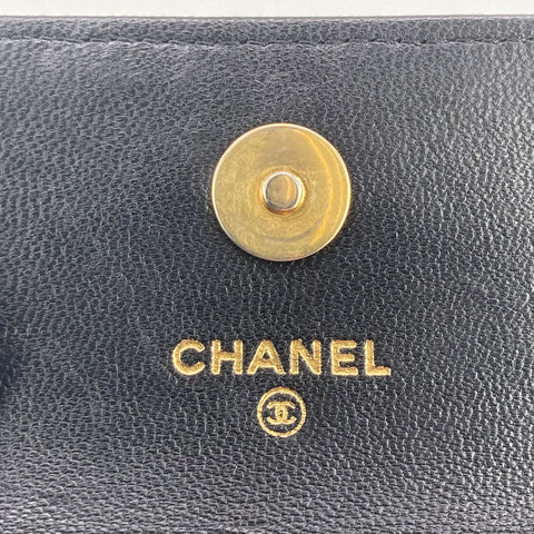 【中古】 CHANEL シャネル マトラッセ ラムスキン ミニチェーンウォレット ボール付 黒 22009491 AS