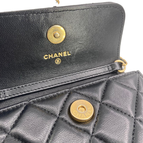 【中古】 CHANEL シャネル マトラッセ ラムスキン ミニチェーンウォレット ボール付 黒 22009491 AS