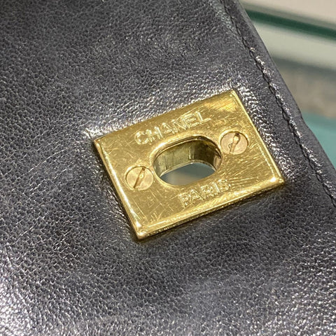 【中古】 CHANEL シャネル  ハンドバッグ マドモアゼル ラムスキン ハンドバッグ 黒 レディース ギャラ付き 22034761 AS