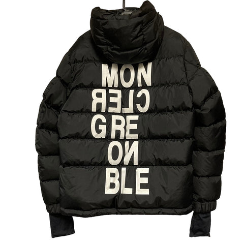 【中古】 MONCLER モンクレール  コート・ジャケット   ISORNO イソルノ ダウンジヤケツト 1サイズ メンズ 22036166 AS