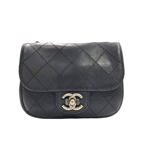 【中古】 CHANEL シャネル  マトラッセ  チェーンショルダーバッグ ネイビー ラムスキン SV金具 レディース23019146 HO