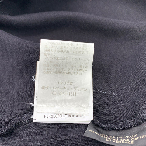 【中古】 VERSACE ヴェルサーチ ロゴ プリント Tシャツ A82157 ブラック Mサイズ 半袖 カットソー 23025739DS