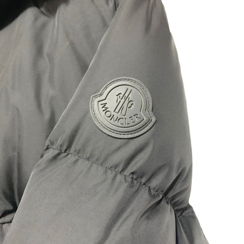 【中古】 MONCLER モンクレール  ジャケット・アウター   MONTCLA ダウンジャケットモンクラ F20911B56900 23033348 AK