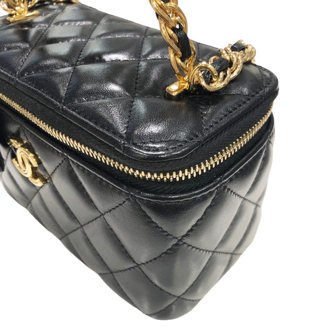 【中古】 CHANEL シャネル  ショルダーバッグ・メッセンジャーバッグ   マトラッセ バニティ 2Wayチェーンショルダーバッグ ラムスキン 23034578 AK