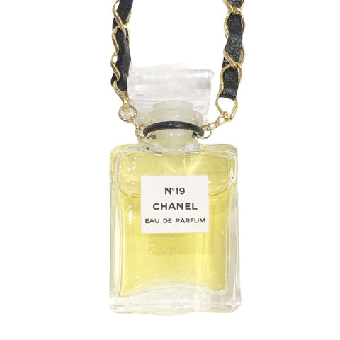 【中古】 CHANEL シャネル  ネックレス・ペンダント 香水ボトルネックレス No.19 パフューム 23035496 AK