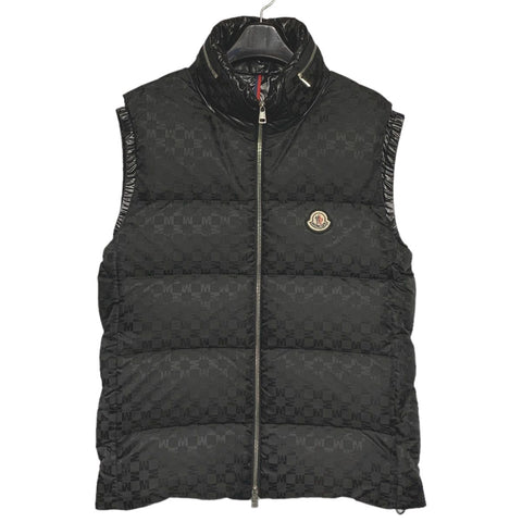 【中古】 MONCLER モンクレール Kita Gilet 3 H20911A00208 596C0 ブラック 黒 総柄 キタ ジレ ダウンジャケット ダウンベスト アウター  23038053 RS