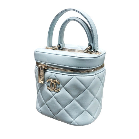 【中古】 CHANEL シャネル  ショルダーバッグ AS1626 マトラッセ バニティ チェーンショルダーポーチ ライトブルー 23041532 AK