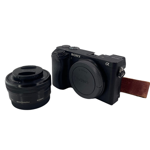 【中古】 SONY ソニー α6300 ILCE-6300 レンズキット 一眼レフカメラ ジャンク扱い 21038067 AS
