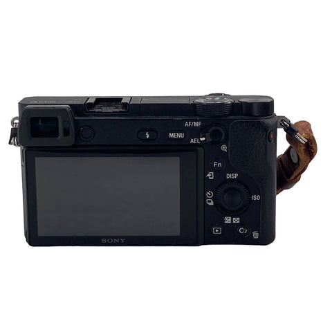 【中古】 SONY ソニー α6300 ILCE-6300 レンズキット 一眼レフカメラ ジャンク扱い 21038067 AS