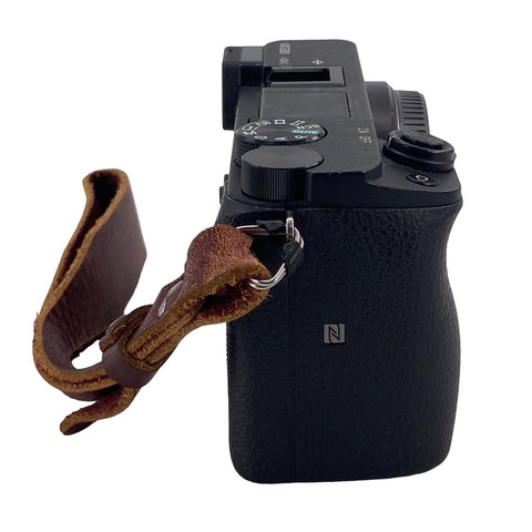【中古】 SONY ソニー α6300 ILCE-6300 レンズキット 一眼レフカメラ ジャンク扱い 21038067 AS